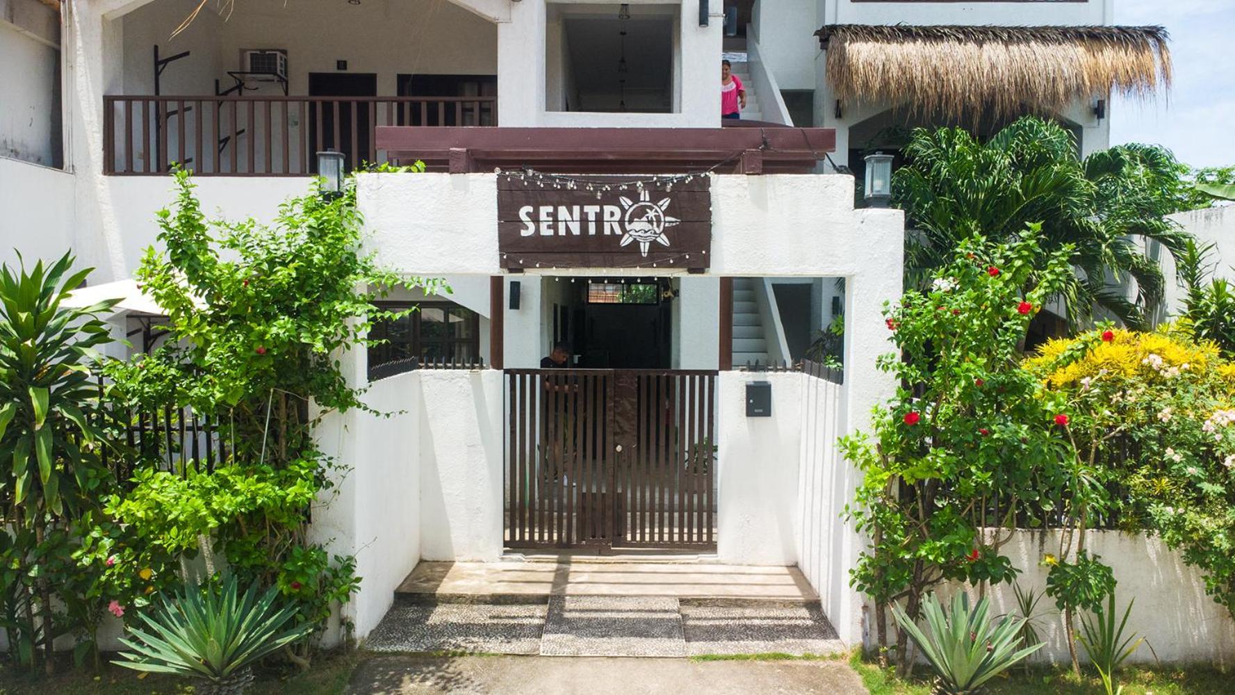 Sentro Suites Siargao Генерал-Луна Экстерьер фото